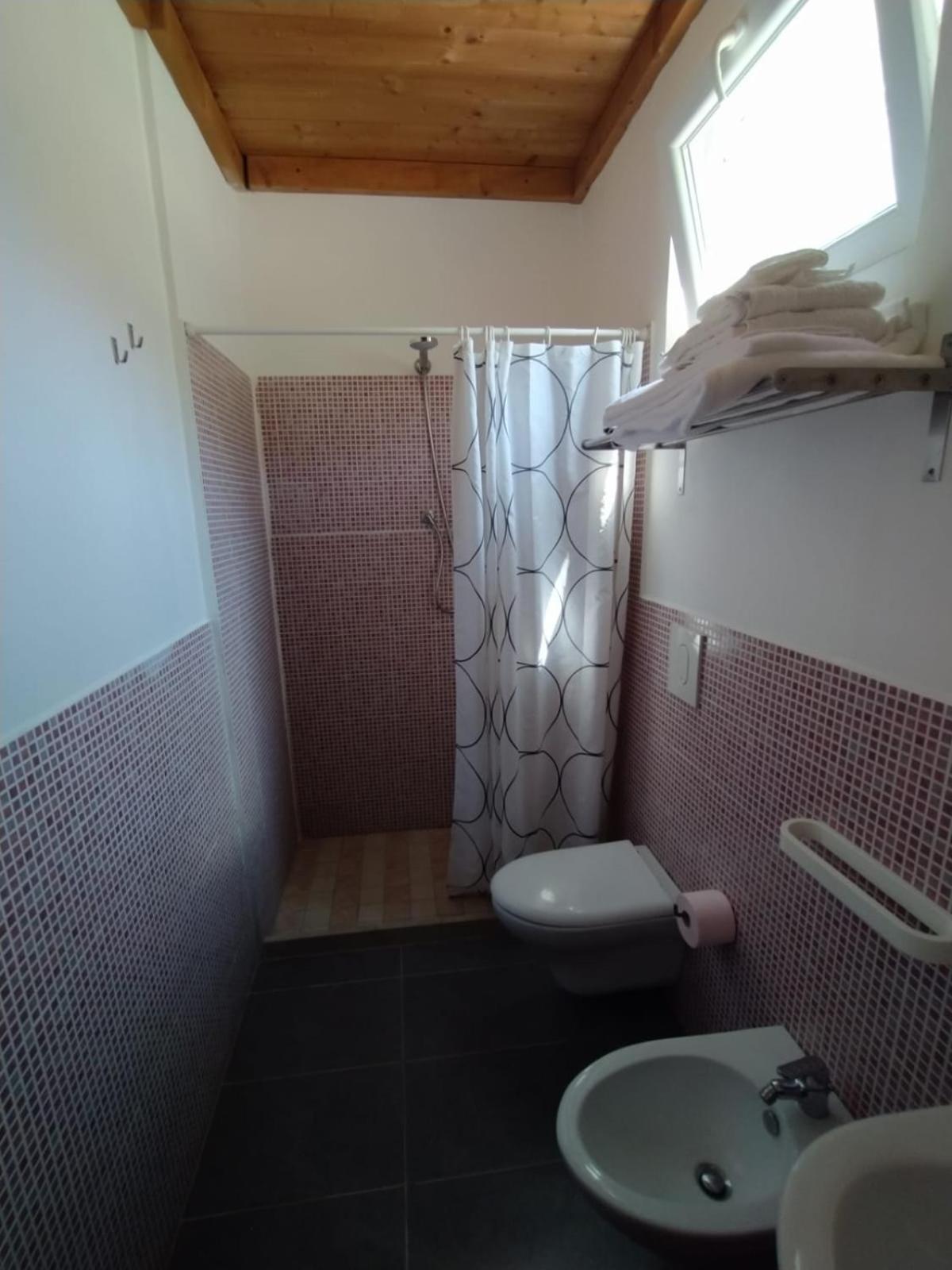De Sio Village بيسْكيتْشّي المظهر الخارجي الصورة